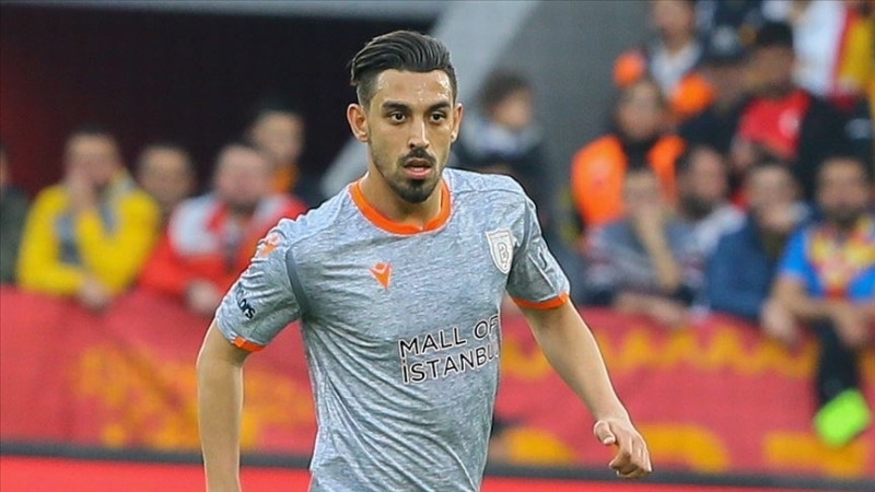 <p><b>15 MAÇTA 2 GOL ATTI</b></p><p><br></p><p>İrfan Can Kahveci, bu sezon çıktığı 15 Süper Lig karşılaşmasında 2 gol-1 asistlik performans sergiledi.</p>