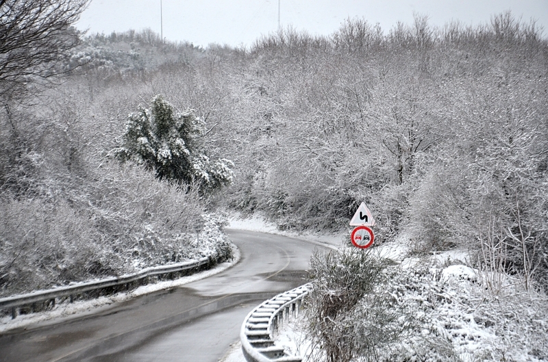 <p><b>HAVA DURUMU (5 GÜNLÜK)</b></p><p><b><br></b></p><p>Meteoroloji'nin yayımladığı beş günlük hava durumu tahmin raporuna göre Pazartesi günü de yoğun kar yağışının devam edeceği ifade edildi.</p>
