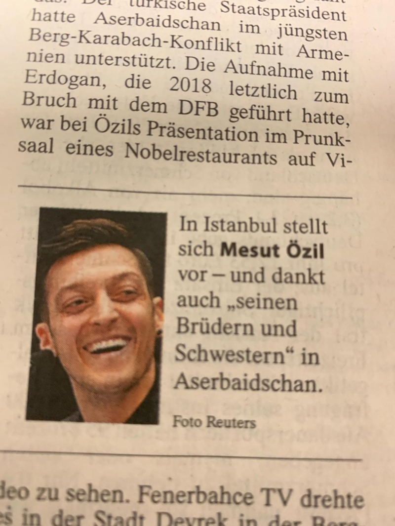 <p><b>Bild </b>gazetesi, <b>'Özil'in Birinci Şovu</b>' başlığını attığı haberinde, 150'ye yakın ulusal ve uluslararası kuruluştan basın mensubunun töreni takip ettiğini ve Sarı-lacivertli kulübe imza sırasında bile 30 bin SMS'le bağış yapıldığını vurguladı.</p>
