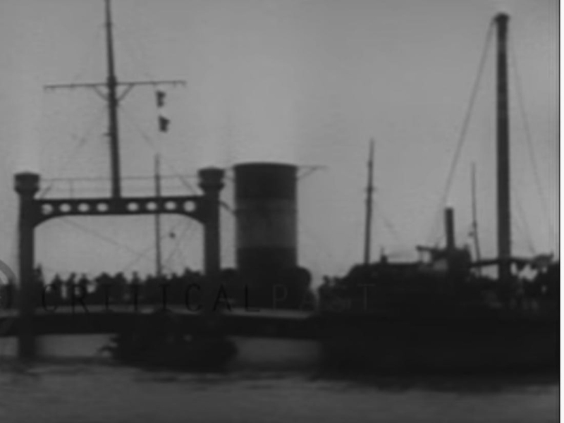 <p>Vapurun, II. Dünya Savaşı sırasında Japon donanması tarafından yerleştirilen bir mayına çarparak infilak ettiği sanılıyor. Yaklaşık 4 bin kişinin ölümüne neden olan kazadan sadece 700 kişi kurtulabildi. </p>