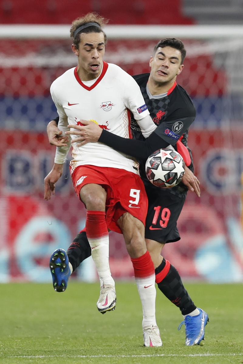 <p>Di�er adaylardan Jones y�zde 16, Alexander-Arnold y�zde 6 ve Salah y�zde 22 oy alarak Kabak'�n gerisinde kald�.</p>