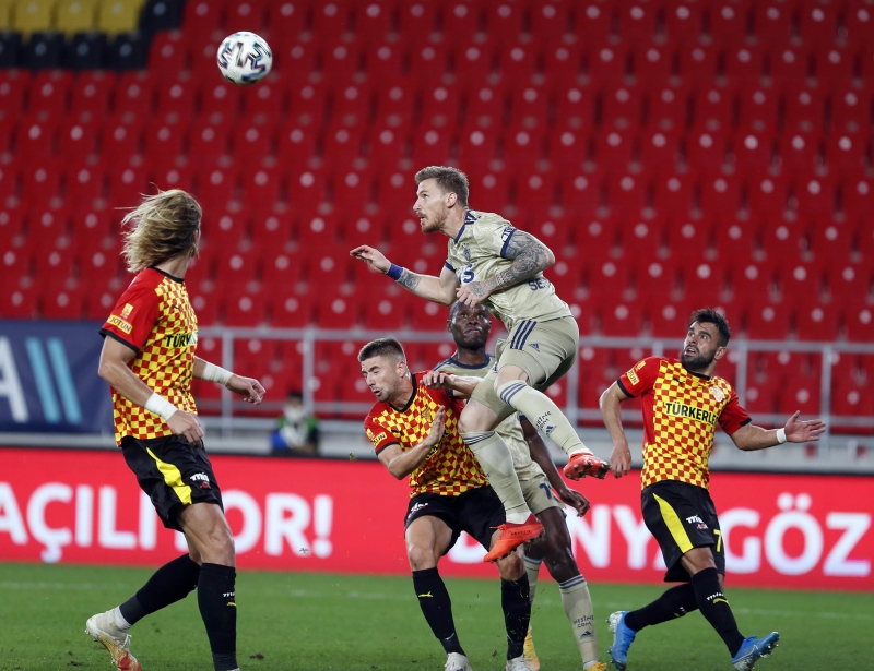 <p>Serdar Aziz (Tisserand)</p>