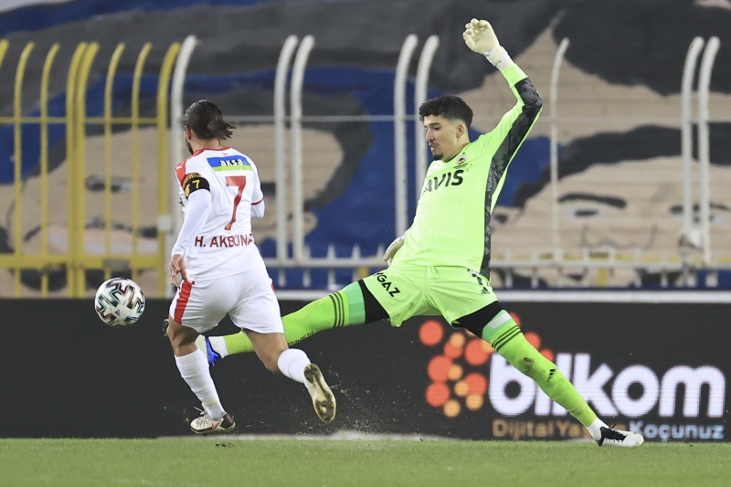 <p><b>1990-91 SEZONUNDAN BU YANA �� SAHADA FENERBAH�E'N�N SEZON SEZON YEN�LG� SAYILARI</b><br></p><p>2020-21 6 yenilgi* *: devam ediyor</p><p>2019-20 4 yenilgi</p><p>2018-19 3 yenilgi</p><p>2017-18 3 yenilgi</p><p>2016-17 4 yenilgi</p><p>2015-16 1 yenilgi</p><p>2014-15 3 yenilgi</p><p>2013-14 2 yenilgi</p>