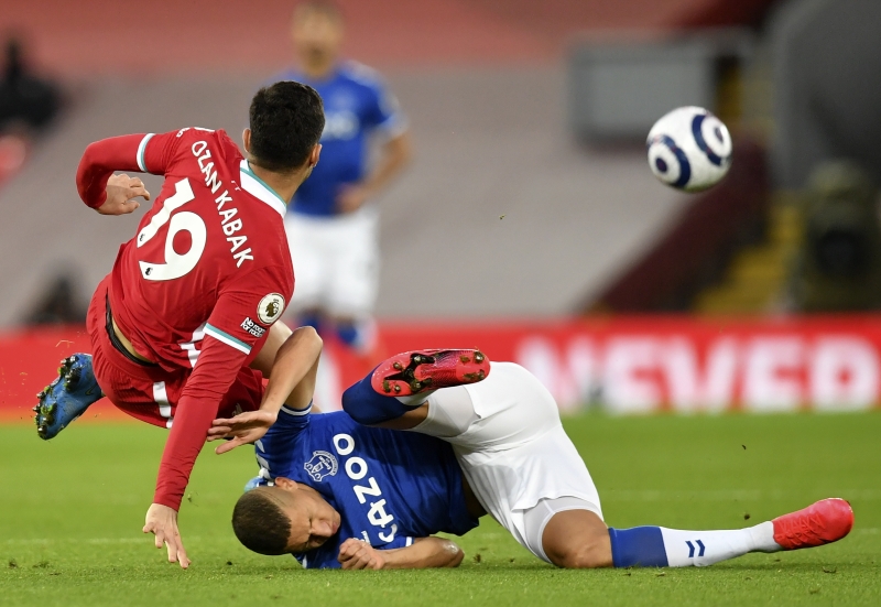 <p>2 haftada 2 malubiyette kritik gol hatalar yapan 20 yandaki savunmacnn talihsiz bir balang yapt aktarld. </p>