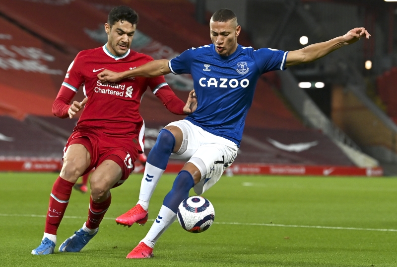 <p>Ligde arka arkaya 4. yenilgisini alan Krmzlar, bylece 6. sraya kadar indi.</p><p><br></p><p>Milliyet</p>