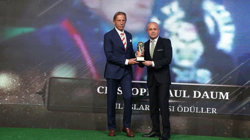 <p>'Ancak şimdi konuşmanın doğru zaman olduğunu düşünmüyorum.'</p>