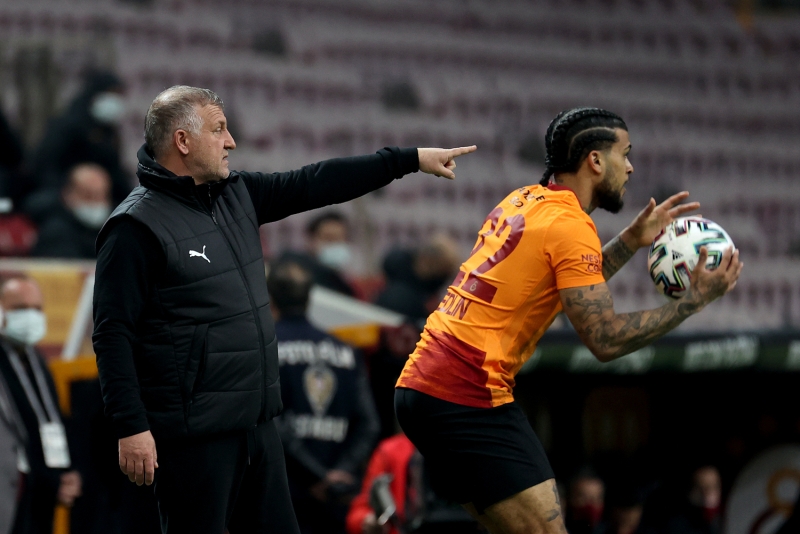 <p><b>RADAMEL FALCAO'YU GERİDE BIRAKTI</b><br></p>