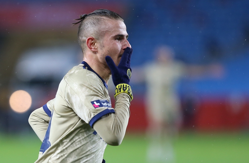 <p><b>SPORT24</b></p><p><br></p><p>'Fenerbahçe, Pelkas'ın uzaktan harika şutu sayesinde Bakasetaslı Trabzonspor'u mağlup etmeyi başardı. Orta sahadan aldığı topu uzun bir mesafede sürerek rakip ceza alanına yaklaşan futbolcu attığı golle maçın sonucunu belirledi.'</p>