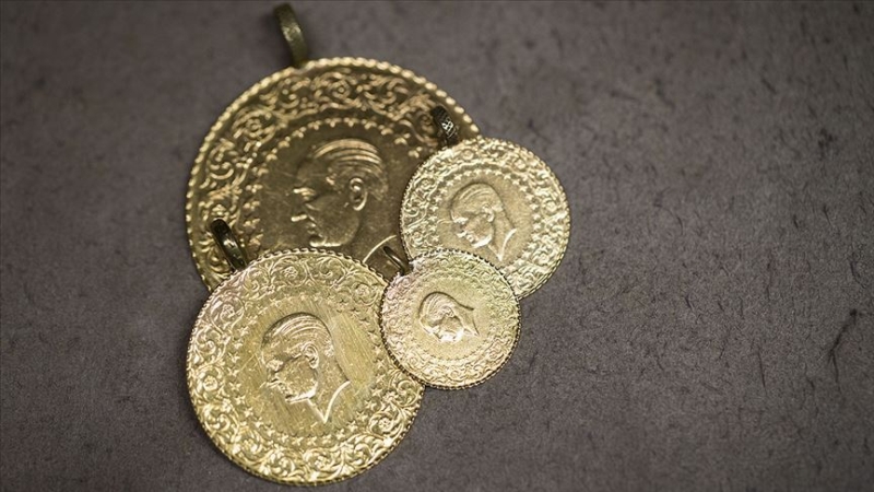 <p>Enflasyon beklentileriyle değer kazanan ons altının, geçtiğimiz hafta tahvil getirilerinde yaşanan dalgalanmalar sonrasında aşağı yönlü hareketini sürdürürken, Dolar endeksinde yaşanacak olan fiyatlamalar ons altın için önemini koruyor.</p><p><br></p>
