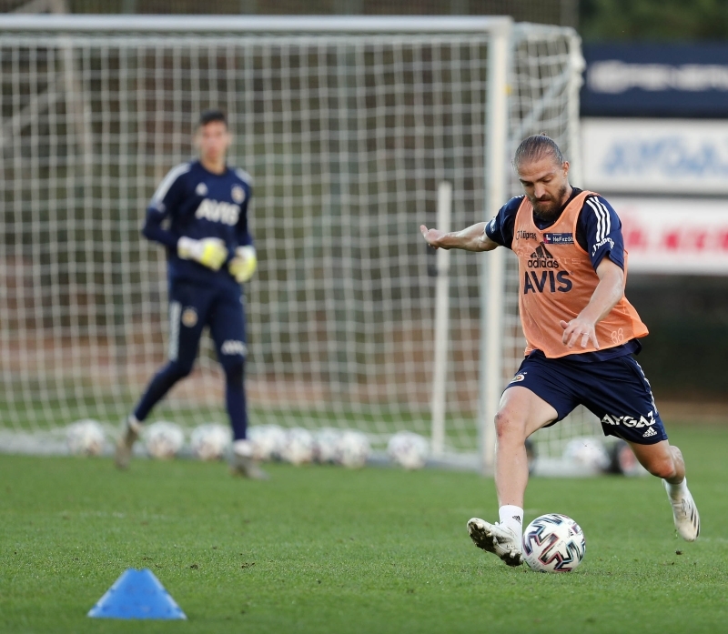 <p><b>CEZASI SONA ERECEK</b></p>