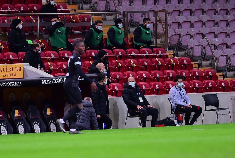 <p>Sivasspor, Süper Lig tarihinde ilk kez Galatasaray deplasmanından puanla ayrıldı</p>