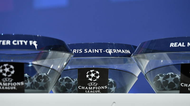 <p>UEFA böylece Avrupa'nın dev kulüplerinin peşinde olduğu Süper Lig projesinin rafa kaldırılmasını umuyor.</p>