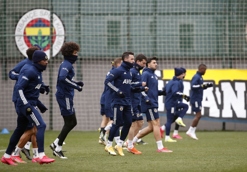 <p>te Fenerbahe'nin Genlerbirlii karlamasndaki muhtemel ilk 11'i: </p>