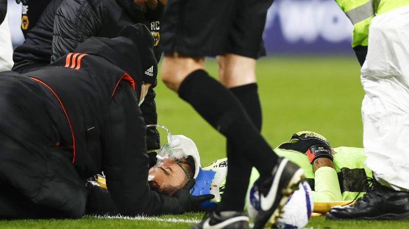 <p>Öte yandan rakibinin dizi suratına gelen ve sakatlık geçiren Wolverhampton'un deneyimli file bekçisi Rui Patricio hastaneye kaldırıldı.</p>