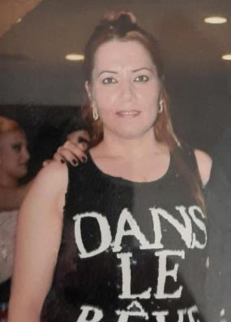 <p><b>'KEND�S�NDEN ONAY ALINDI'</b></p><p>Hastadan onay al�narak i�lemin yap�ld���n� ifade eden hastane kurucular�ndan Semih Ta�veren, 'Tedavi olan vatanda��n k�z� bizde �al���yordu. Sinirin �zerinde i�lem yap�ld�. Bu i�lemden �nce kendisinden onay al�nd�. Her �ey detayl� olarak anlat�ld�. O d�nem bizde �al��an �ene cerrah� taraf�ndan i�lem yap�ld�. Biz hastay� kesinlikle ma�dur etmedik. N�rolojik olarak s�k�nt�lar� olan bir insand�. Ama gereken t�m tedavileri yap�ld�' diye konu�tu. </p>