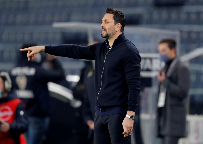 <p>Gaziantep karlamas ncesi Trkiye Futbol Federasyonu kaytlarnda Bulut'un ismi halen daha Fenerbahe'nin teknik sorumlusu olarak gzkt.</p>