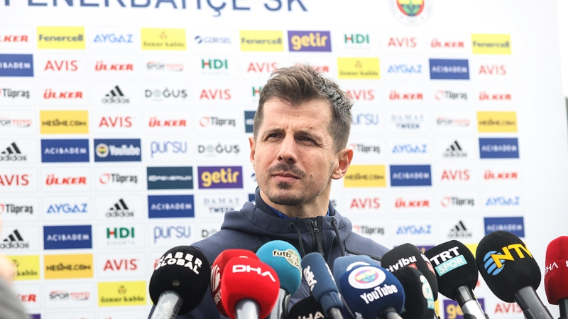 <p>40 yandaki teknik adamn, <b>'Fenerbahe topu vermez. Byk takm bizim gibi oynar'</b> szleri, sadece ynetim katnda deil taraftarlar arasnda da fazlasyla heyecan yaratt<br></p>