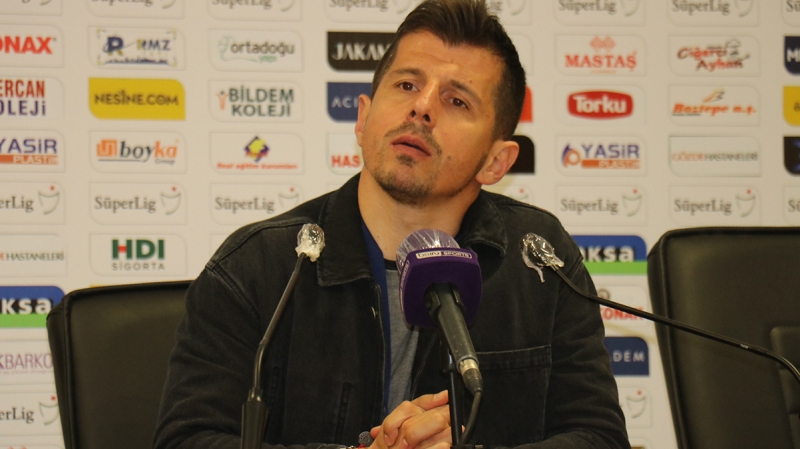 <p>Belzolu'nun, <b>'lkenin en iyi teknik direktrlerinden biri olmak istiyorum'</b> szleri de bu konuda baarya ne kadar a olduunu ve kendisine gvenini ortaya koydu. </p>