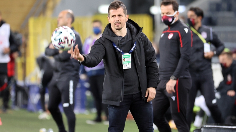 <p>Bu gerekleirse, Belzolu, futboldaki tek yetkili konumuna gelecek.</p><p><br></p><p>Fanatik</p>