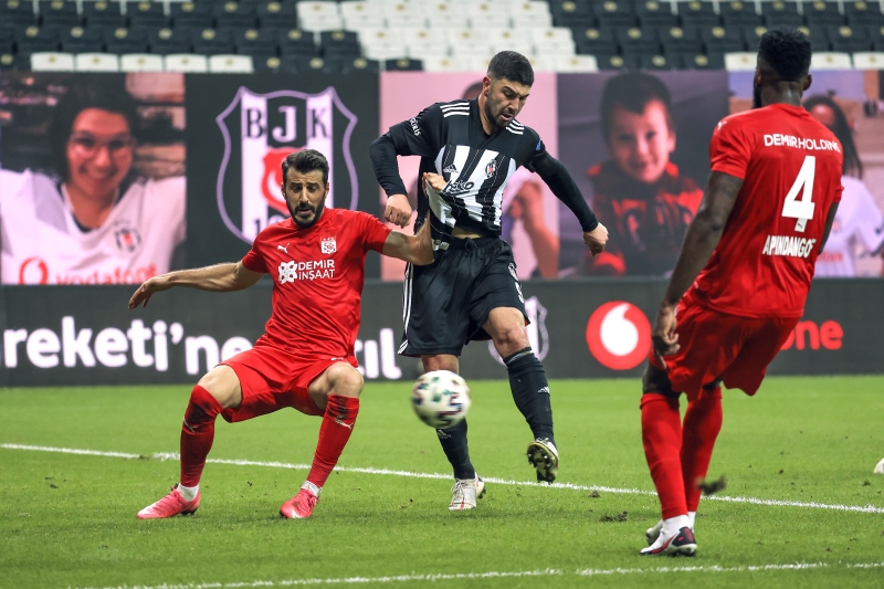 Güven Yalçın Beşiktaş'a geri dönüyor Foto Galeri | STAR