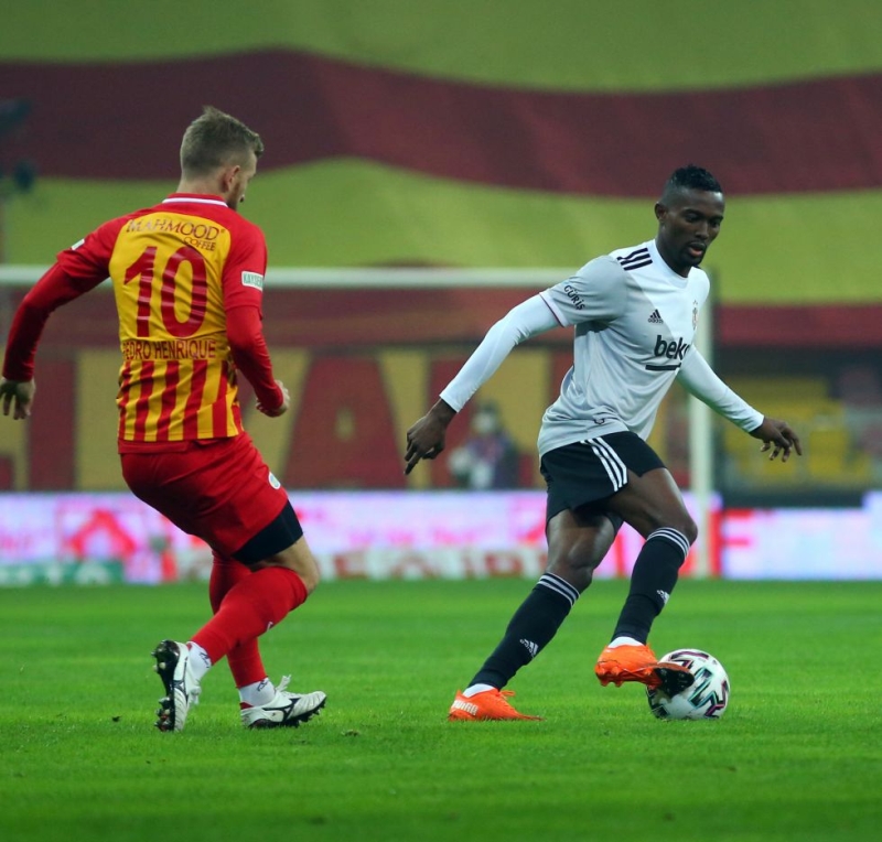 <p>Beşiktaş'ın rakibi Kayserispor'un da tıpkı siyah beyazlılar gibi şiddetle 3 puana ihtiyacı var. 35 puana sahip olan Kayserispor'un sıralamadaki yeri 18 ve düşme hattının tam sınırında yer alıyor.</p>