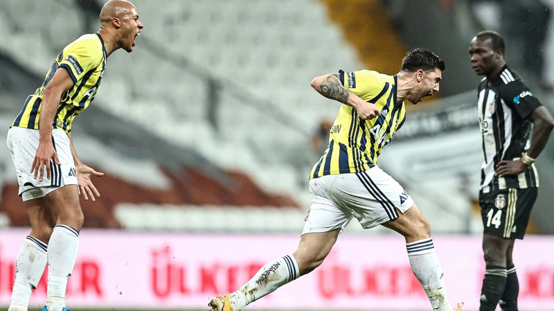 <p><b>3 YIL ÖNCE KAPIDAN DÖNDÜ</b></p><p><br></p><p>Crystal Palace'ın Ozan Tufan'a ilgisi yeni değil. </p>
