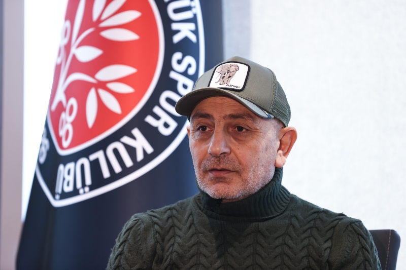 <p><b>'BEŞİKTAŞ PUAN KAYBEDİNCE GÖZLER BİZE DÖNDÜ'</b></p><p><br></p><p>Beyaz Tv'de yayınlanan Beyaz Futbol'a bağlanan Hurma şunları söyledi:</p>