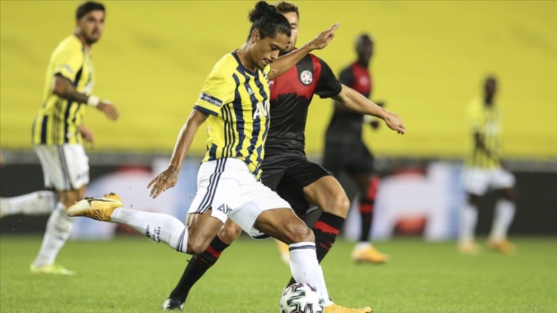 <p>Mauricio Lemos </p>