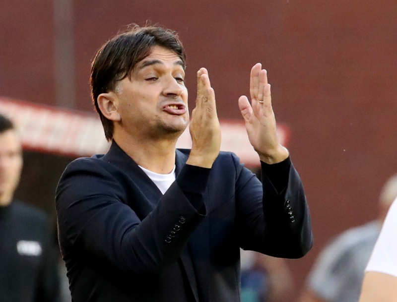 <p><b>BA�KANIN ��ARET ETT��� �S�M DALIC</b></p><p><br></p><p>Ko�'un i�aret etti�i isim, H�rvatistan Milli Tak�m Teknik Direkt�r� <b>Zlatko Dalic. </b></p>