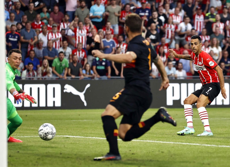 <p>'Yaptığımız meslek bize bazen zor anlar yaşatıyor, kendinizi sürekli daha fazla geliştirmek istiyorsunuz...' </p>