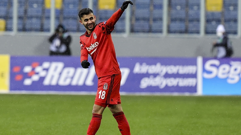 <p>Be�ikta�'�n �ampiyonlar Ligi'nde oynayacak olmas� Ghezzal'�n tercihinde b�y�k rol oynad�.</p>