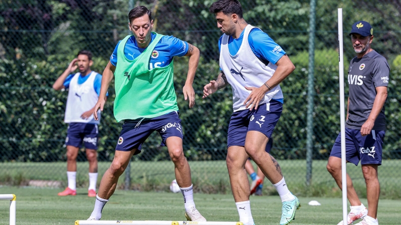 <p>Ancak turnuvada iler istendii gibi gitmedi. Yine de ynetimin 8 milyon eurodan daha fazlasn istemesine kesin gzyle baklyor.</p>