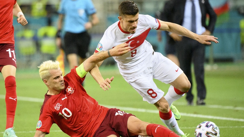 <p>Eer Ozan iyi bir rakama gnderilirse, Fenerbahe, bonservis bedeli demeyecei Dorukhan'a istedii maa verebilir.</p><p><br></p><p>Fanatik</p>