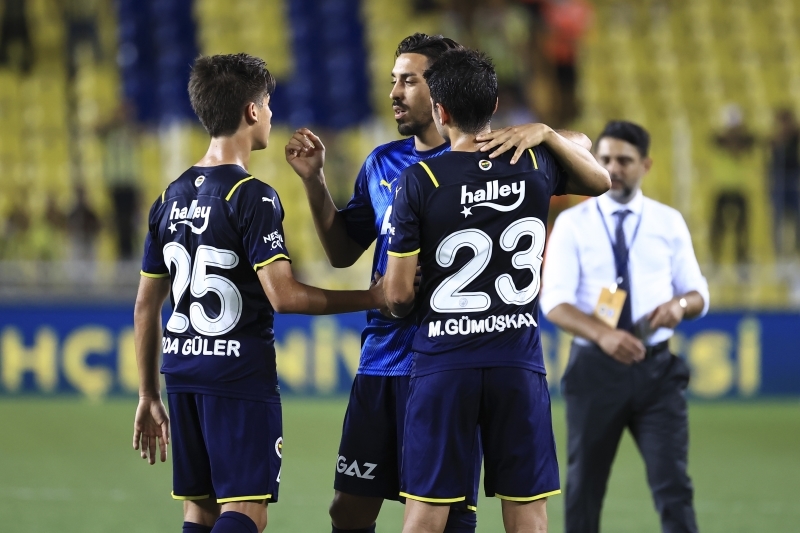 <p>Mcadele sonunda aklamalarda bulunan gen oyuncu Arda Gler, <b>'En byk hayalim burada o topun bana gemekti. Bu sefer olmad. Umarm bir dahakine gol atabilirim'</b> ifadelerini kulland.</p>