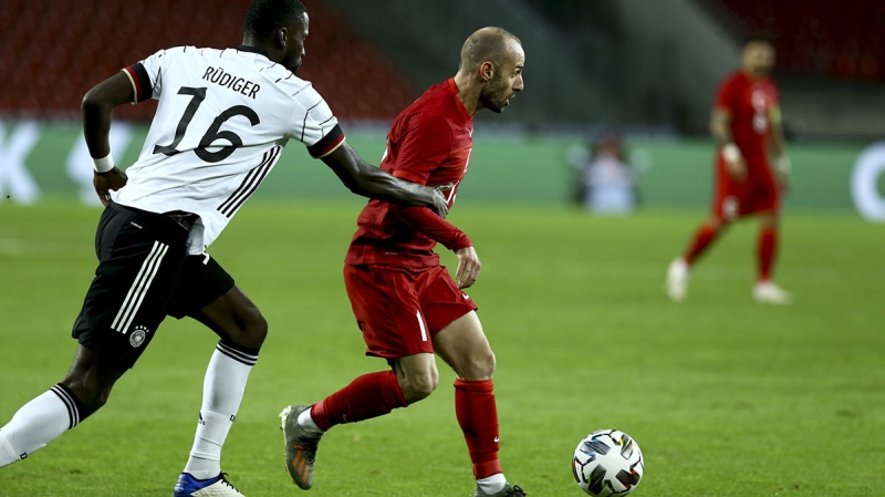 <p>Efecan Karaca (Aytemiz Alanyaspor)</p>