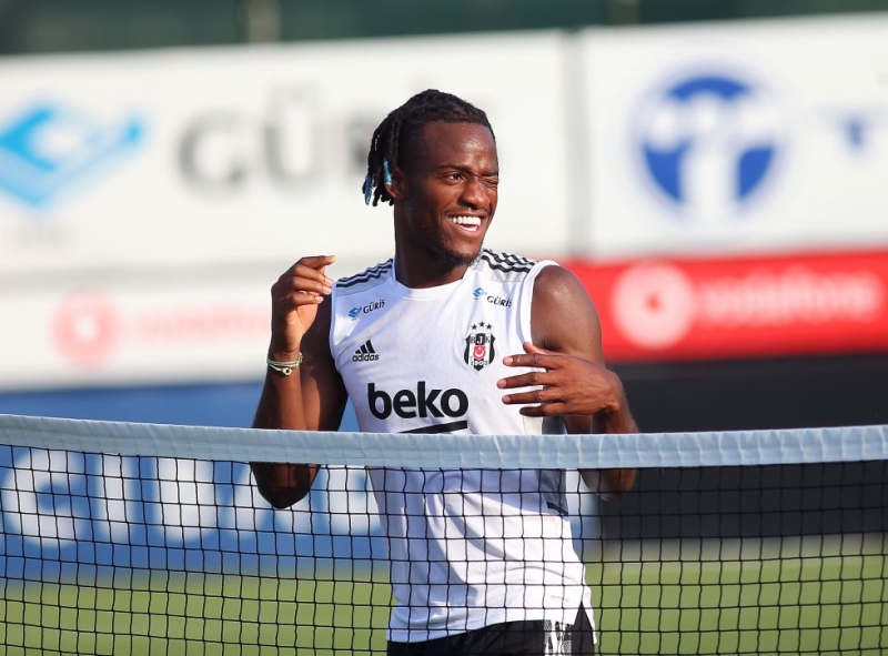 <p>Michy Batshuayi</p>