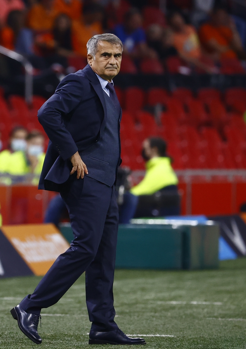 <p>Ay Yldzl ekip, enol Gne teknik direktrlnde 82 maa kt. Bu karlamalarn 38'inden galibiyet ile ayrlan milliler, 23 kez berabere kalrken, 21 yenilgi yaad.</p>