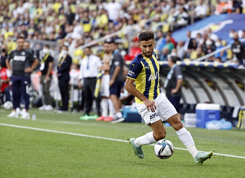 <p>Uruguayl yldz, <b>1 kez orta yaparken bunda da isabet bulamad.</b></p>