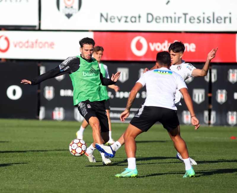 <p>Oğuzhan Özyakup</p>