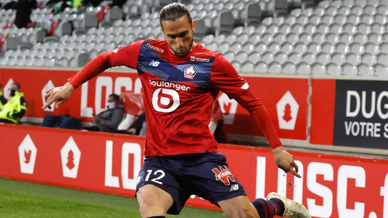 <p>Yine aynı haberde Yusuf Yazıcı'nın, Gourvennec'in oynattığı<b> 4-4-2 sistemine uymadığı </b>ve oyuncunun <b>fiziksel açıdan kötü durumda olduğu</b> vurgulandı.</p>