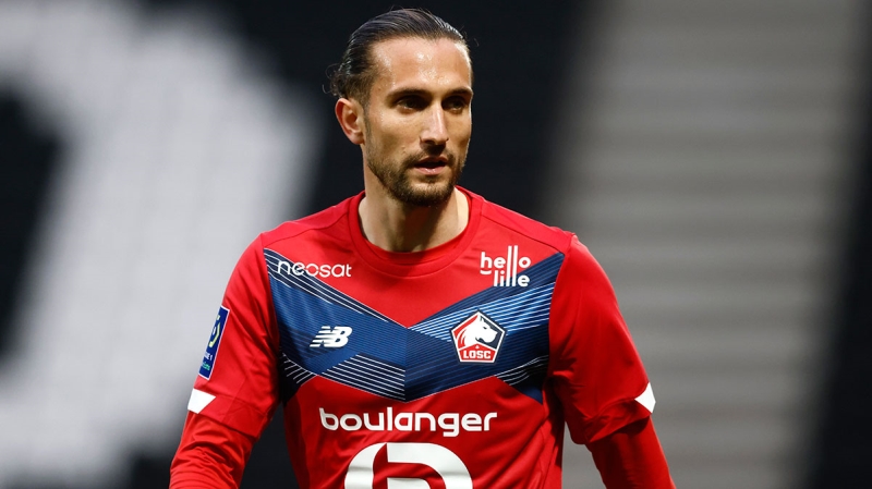 <p>Forma şansı bulamadığı için huzursuz olan Yusuf Yazıcı'nın kendisini sorgulaması gerektiği görüşünde birleşen <b>taraftarların yaptığı bazı paylaşımlar şöyle:</b></p>