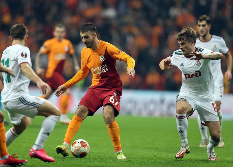 <p>8 karşılaşmada ise Halil Dervişoğlu 11'de başladı. </p>