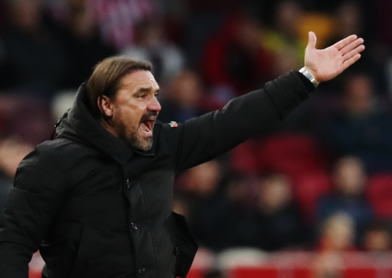 <p>lke basnnda kan iddialara gre 2 gn ierisinde olumlu ya da olumsuz yant vermesi beklenen <b>Daniel Farke'nin sezon ortasnda bir takm altrmay doru bulmad gerekesiyle Beikta'n teklifini reddettii </b>Alman basnnda yer ald. </p>