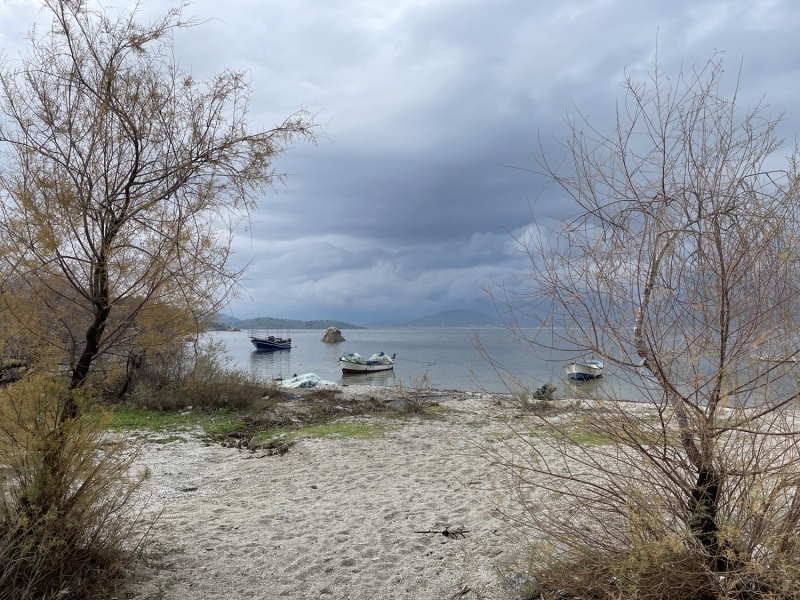 <p>Blgede yaklak 12 yldr balklk yapan Muammer akr da yalardan blgenin olduka olumlu etkilendiine iaret etti.<br></p>