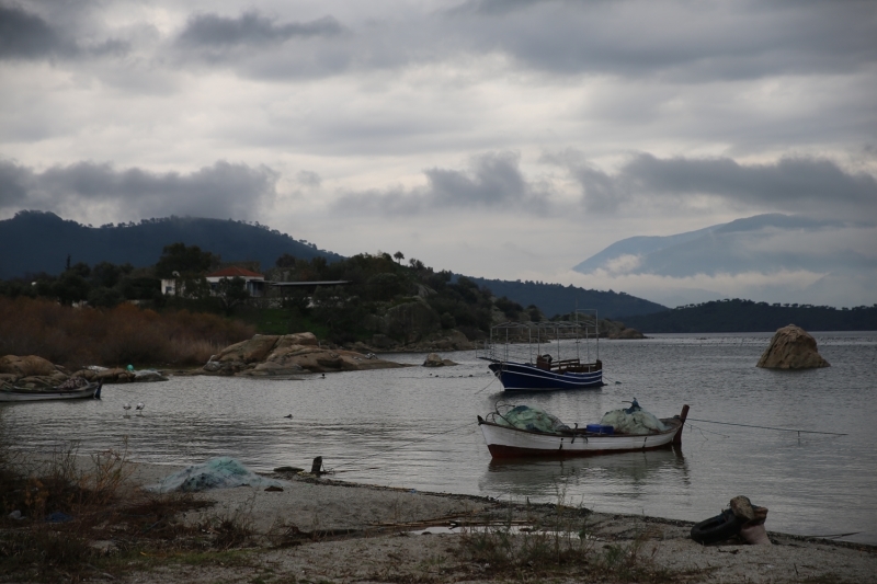 <p>Gln eski haline dnmesiyle blgeye dzenlenen fotosafari turlarna katlan vatandalar blgedeki doal gzellikleri fotoraflyor.</p>