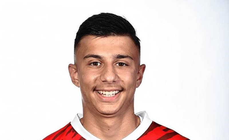 <p>Gurbeti oyuncunun transferine de yksek ihtimal gzyle baklyor.</p>