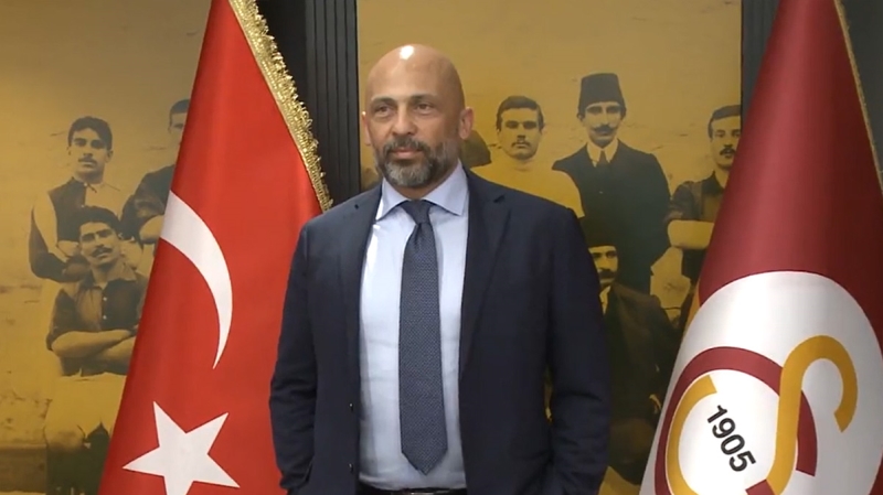 <p>Campos ve Sensibile'nin, 6 ve 8 numara ile kanatlar iin daha ok yabanc yetenekler zerinde durduu da gelen haberler arasnda.</p>