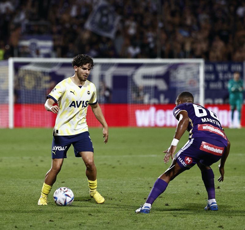 <p><b>AVRUPA LG'NDEK 100. GOL</b><br></p><p><br></p><p>Fenerbahe, UEFA Avrupa Ligi'nde 100. goln Austria Wien'e kar kaydetti.</p>