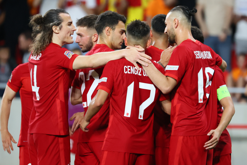 <p><b>4. TORBA</b></p><p></p><p><span >G�rcistan, Yunanistan, T�rkiye, Kazakistan, L�ksemburg, Azerbaycan, Kosova, Bulgaristan, Faroe Adalar�, Kuzey Makedonya</span><br></p>