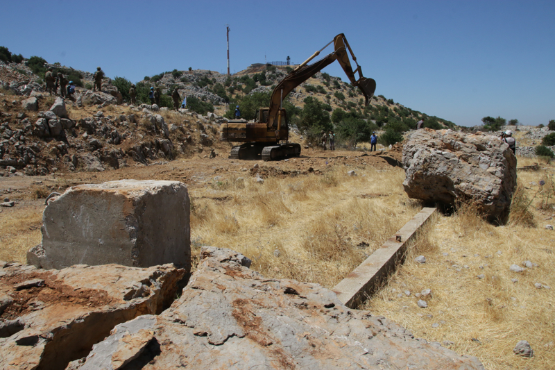 <p>Lübnan Dışişleri Bakanlığı 4 Temmuz'da yaptığı açıklamada, İsrail'in Gacar köyünün kuzeyine girişleri yasakladığı, Birleşmiş Milletler Güvenlik Konseyinin 1701 sayılı kararını açık bir şekilde ihlal ederek işgal bölgesini genişletmek istediği uyarısında bulunmuştu.</p>